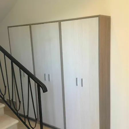 Perla Del Rent Сирмионе